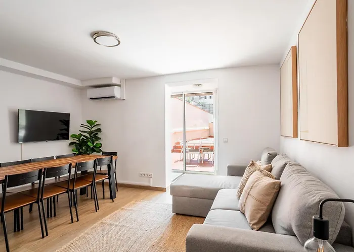 Eixample 4Bd 2Bth With Private Terrace